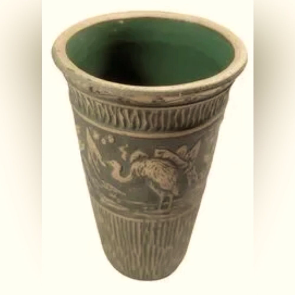 Red Wing Union Stoneware Co. Minnesota Pottery Vase Brushware Heron Crane Signed